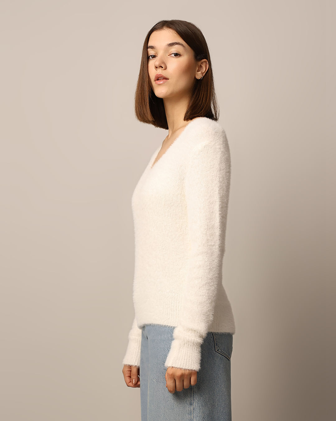 White V-Neck Fuzzy Pullover